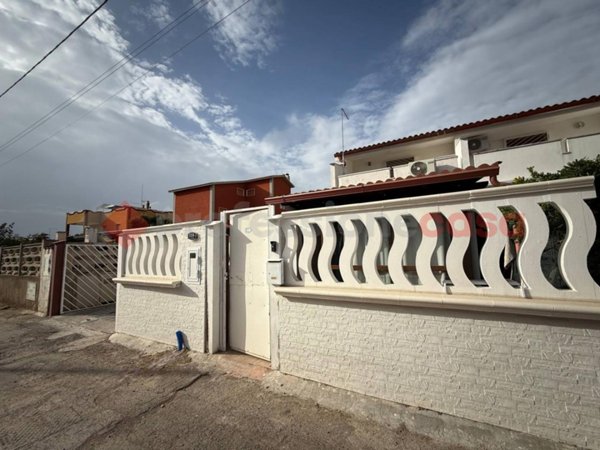 casa indipendente in vendita a Leporano