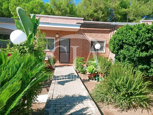 casa indipendente in vendita a Leporano