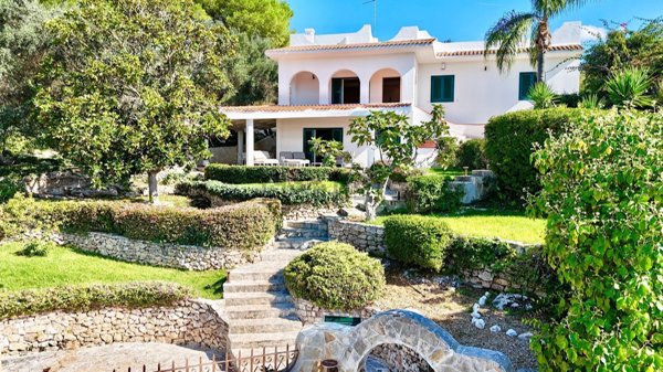 casa indipendente in vendita a Leporano