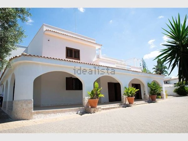 casa indipendente in vendita a Leporano