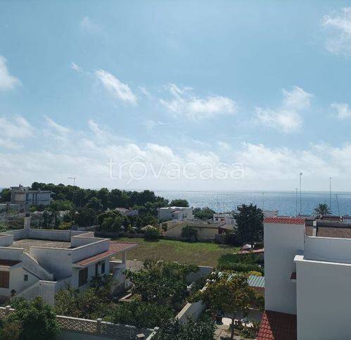 villa in vendita a Leporano in zona Marina di Leporano