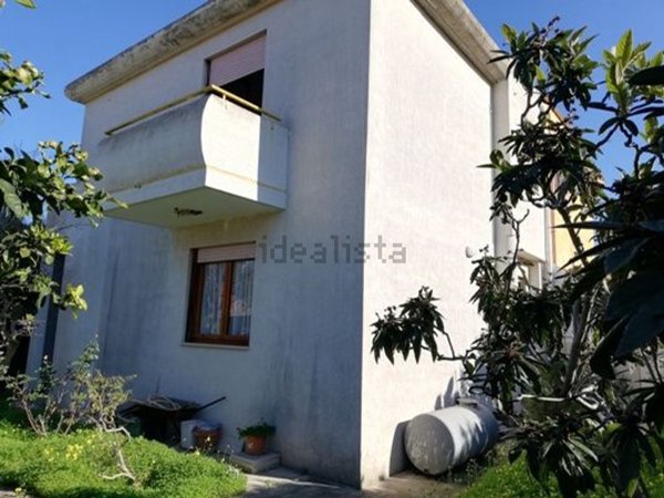 casa indipendente in vendita a Leporano