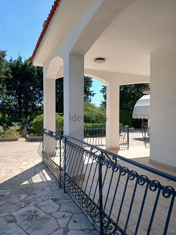 casa indipendente in vendita a Leporano in zona Marina di Leporano