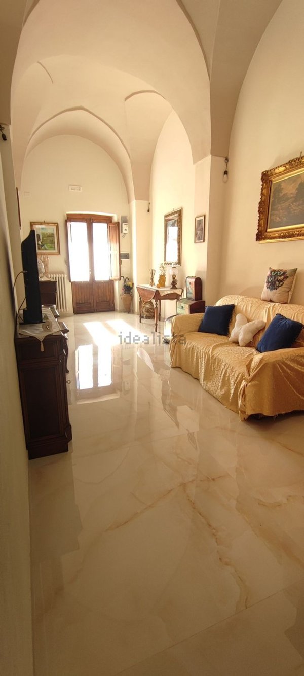 casa semindipendente in vendita a Leporano