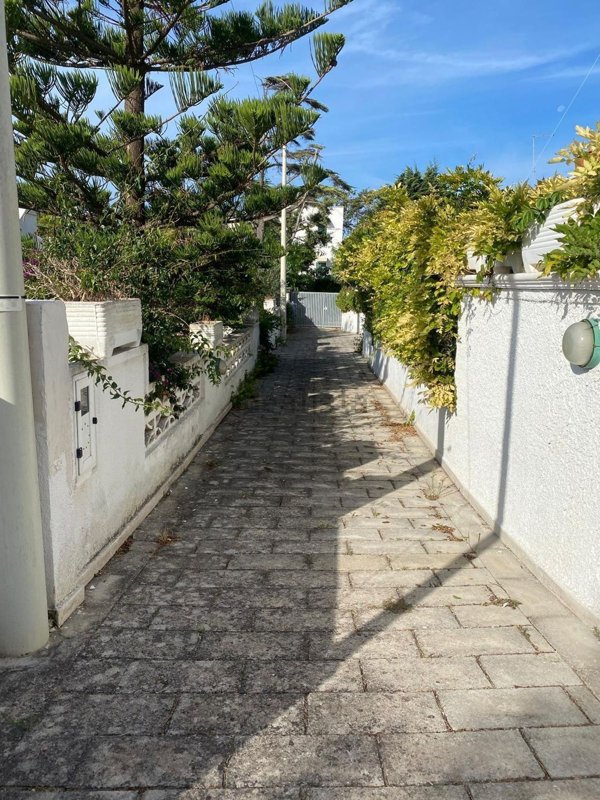 casa indipendente in vendita a Leporano