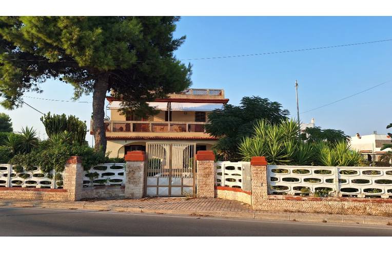 appartamento in vendita a Leporano in zona Marina di Leporano