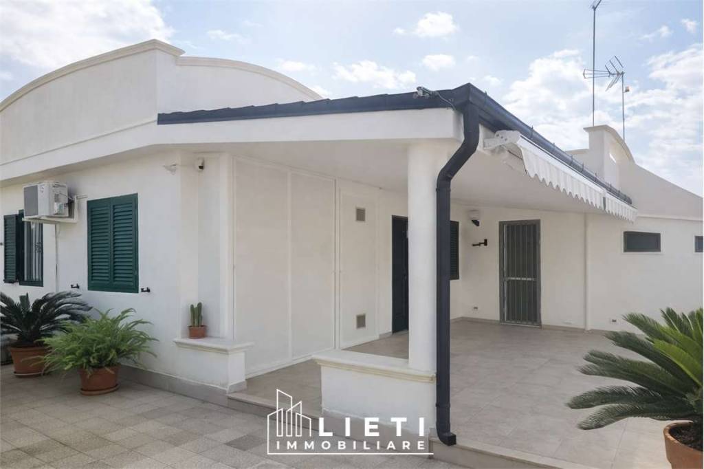 casa indipendente in vendita a Leporano