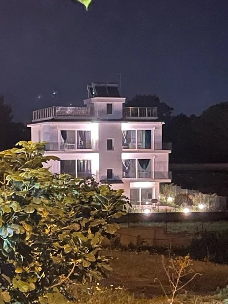 casa indipendente in vendita a Leporano in zona Marina di Leporano