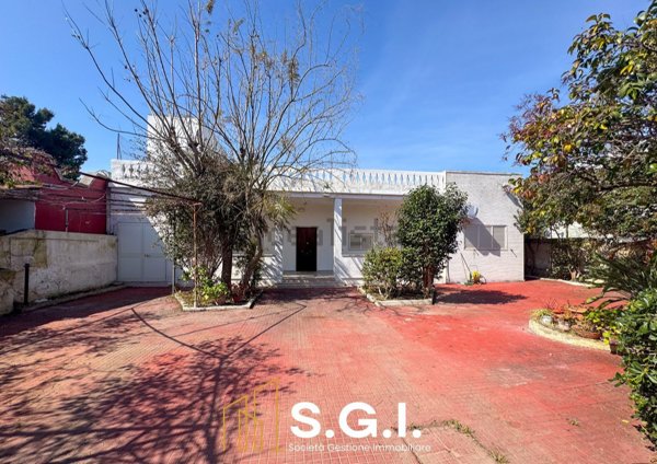 casa indipendente in vendita a Leporano