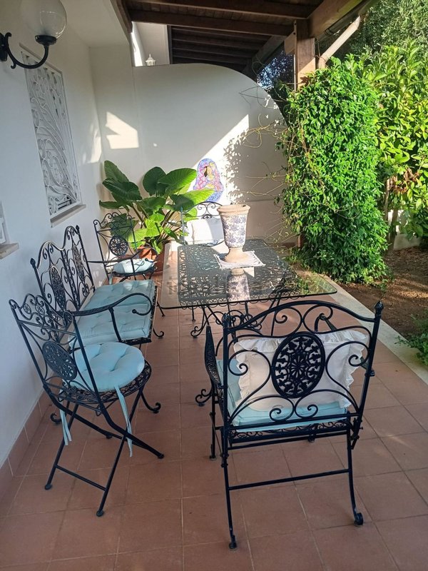 casa indipendente in vendita a Leporano