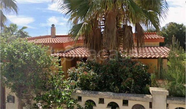 casa indipendente in vendita a Leporano in zona Marina di Leporano