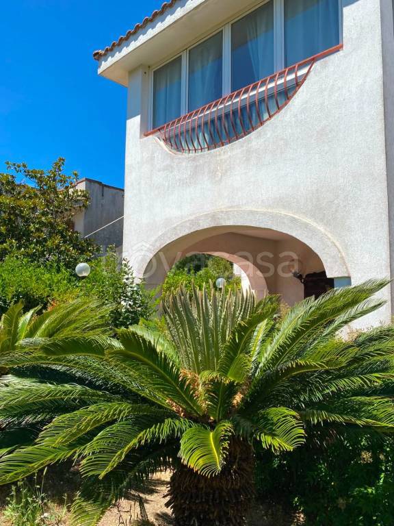 casa indipendente in vendita a Leporano in zona Marina di Leporano