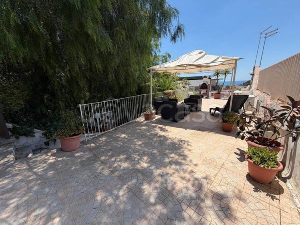 casa indipendente in vendita a Leporano in zona Marina di Leporano