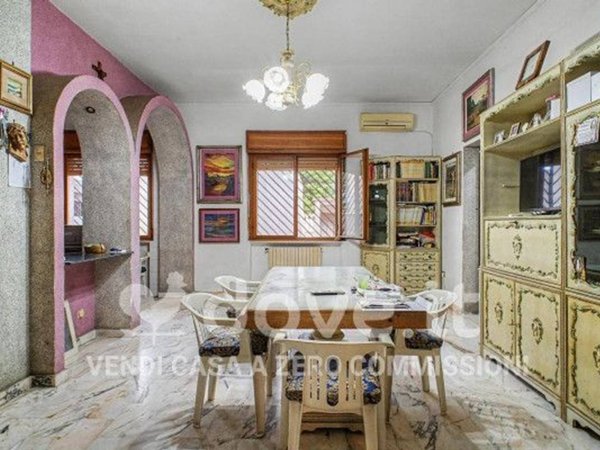 casa indipendente in vendita a Leporano in zona Marina di Leporano