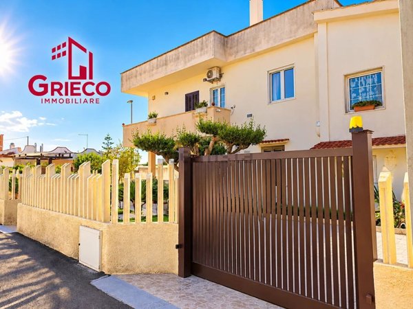 appartamento in vendita a Leporano in zona Marina di Leporano