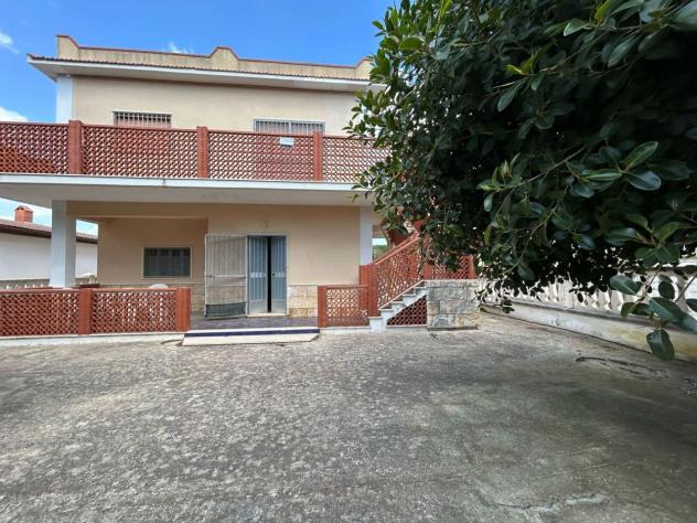 casa indipendente in vendita a Lizzano in zona Marina di Lizzano