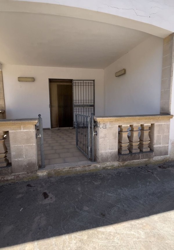 casa indipendente in vendita a Lizzano in zona Marina di Lizzano