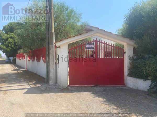 casa indipendente in vendita a Lizzano