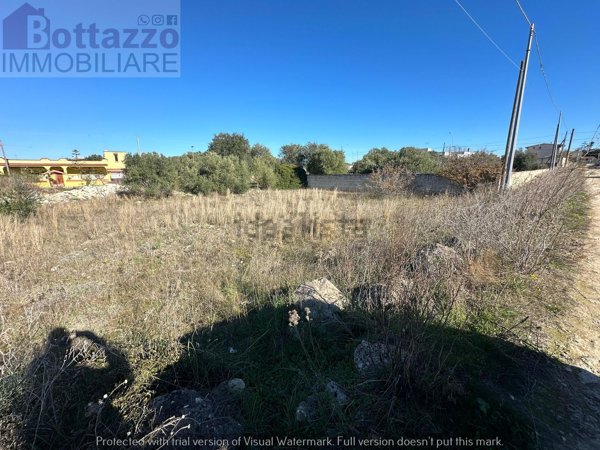 terreno edificabile in vendita a Lizzano