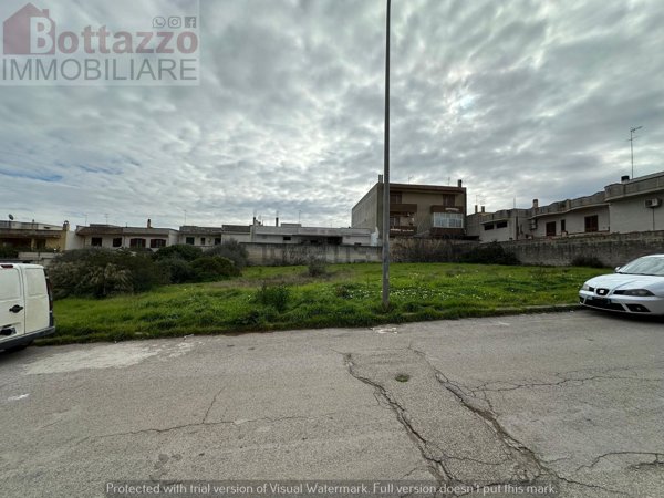 terreno edificabile in vendita a Lizzano