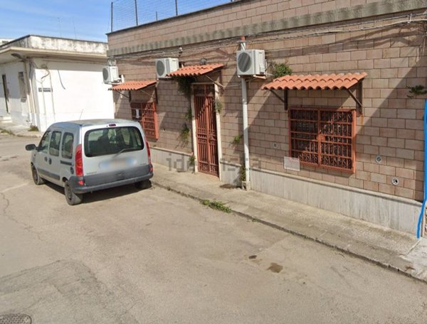 casa indipendente in vendita a Lizzano