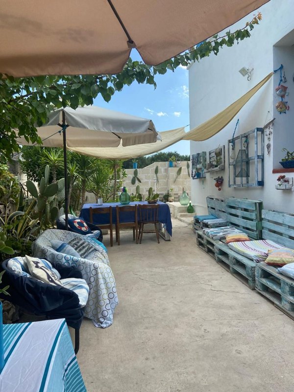 casa indipendente in vendita a Lizzano