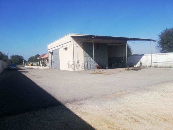 casa indipendente in vendita a Lizzano