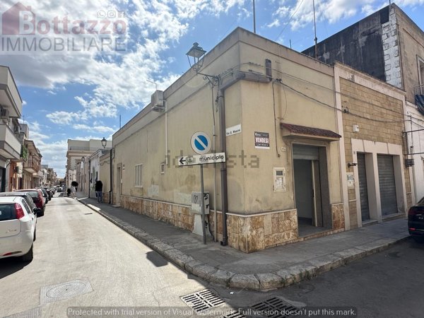 casa indipendente in vendita a Lizzano