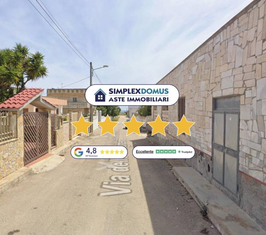 casa indipendente in vendita a Lizzano in zona Marina di Lizzano