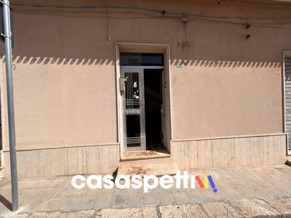 casa indipendente in vendita a Lizzano