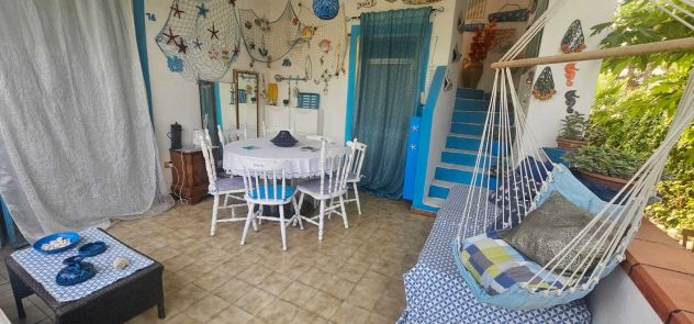 casa indipendente in vendita a Lizzano