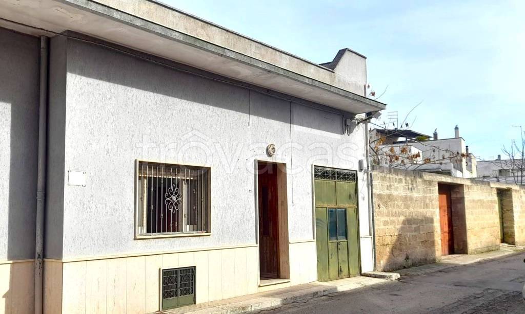 casa indipendente in vendita a Manduria