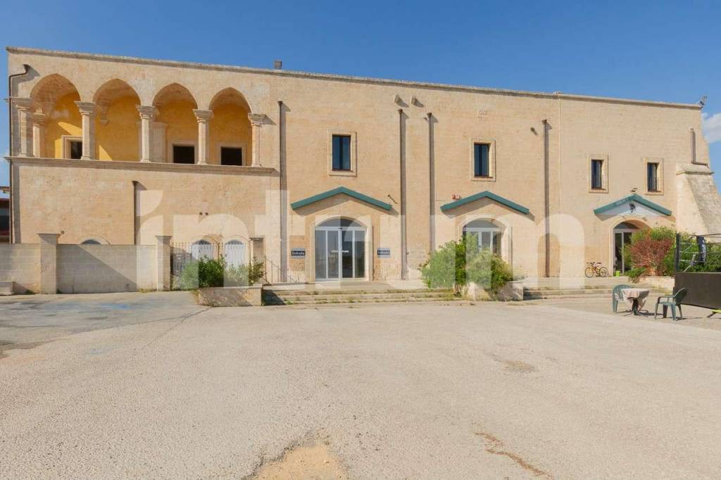 negozio in vendita a Manduria