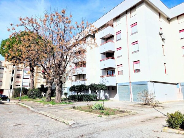 casa indipendente in vendita a Manduria