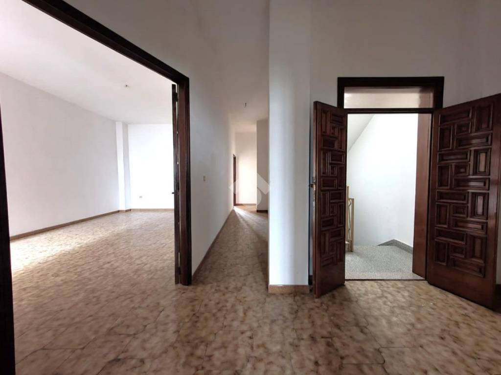 pentavano in vendita a Manduria