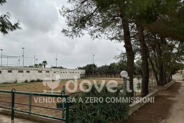 casa indipendente in vendita a Manduria