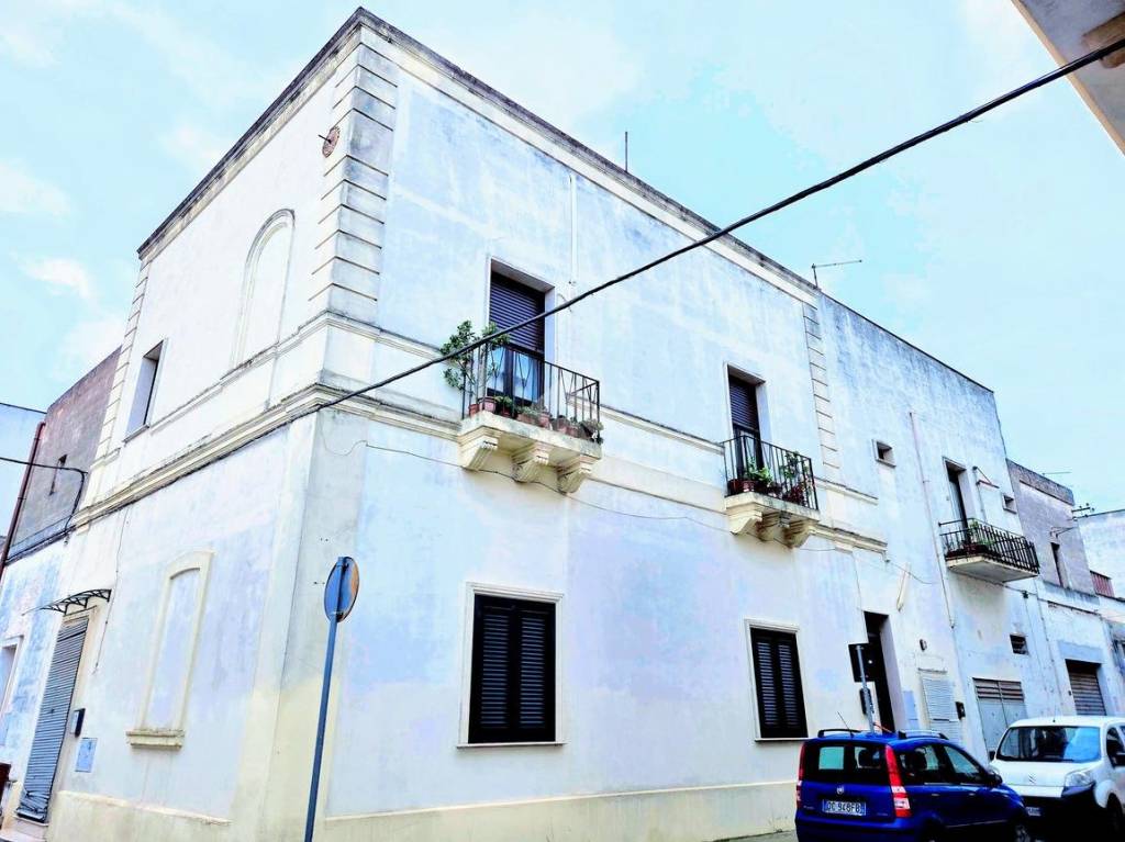 casa indipendente in vendita a Manduria