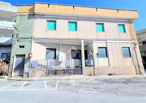 casa indipendente in vendita a Manduria
