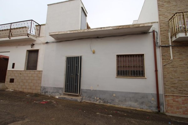 casa indipendente in vendita a Manduria