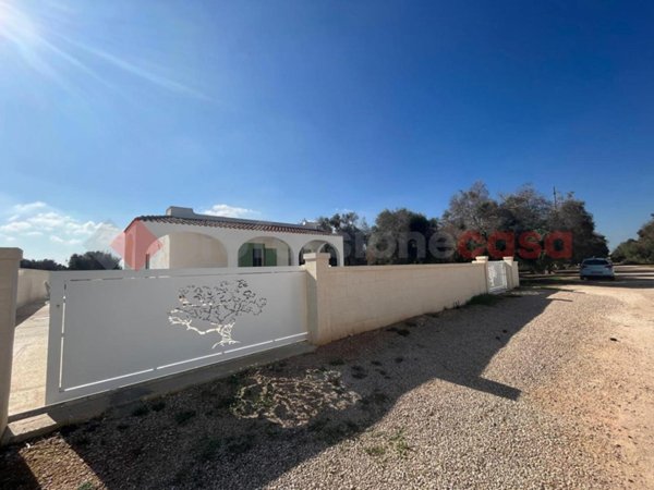 casa indipendente in vendita a Manduria in zona Torre Colimena