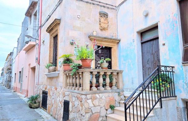 casa indipendente in vendita a Manduria