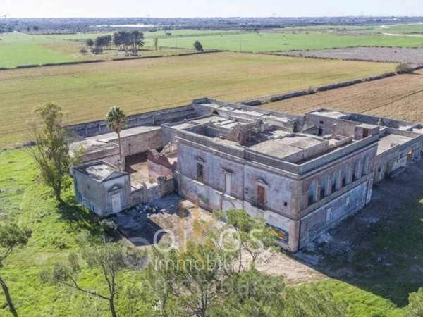casa indipendente in vendita a Manduria
