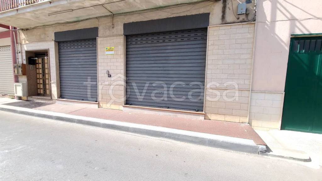 negozio in vendita a Manduria