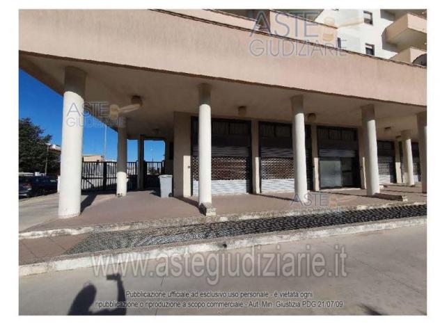 negozio in vendita a Manduria