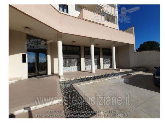 negozio in vendita a Manduria