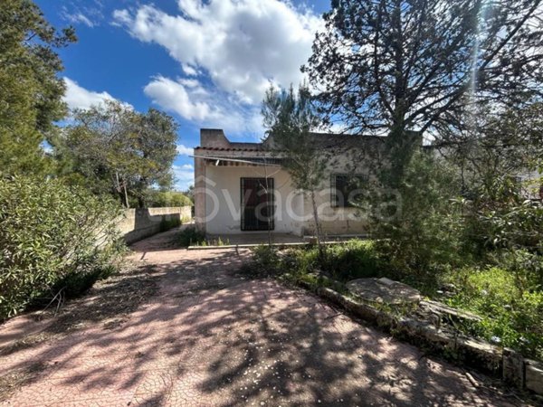 casa indipendente in vendita a Manduria