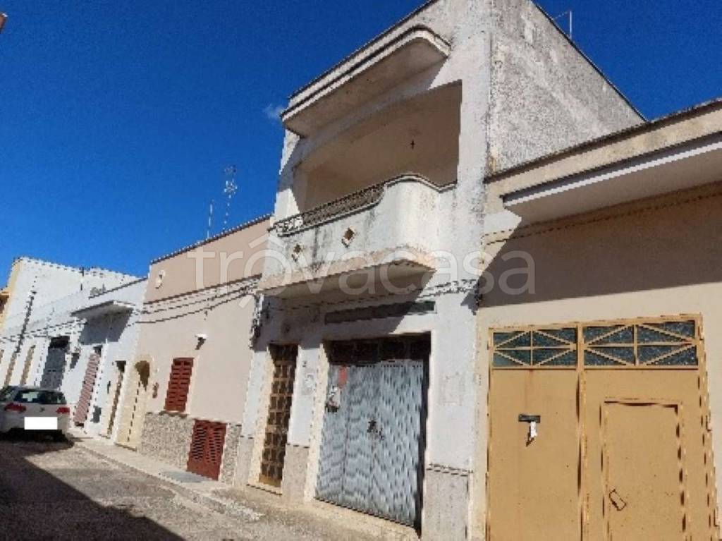 casa indipendente in vendita a Manduria