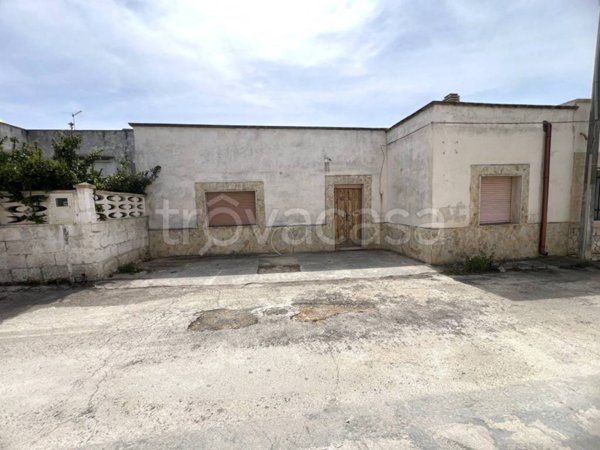 casa indipendente in vendita a Manduria in zona San Pietro in Bevagna