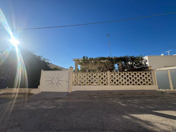casa indipendente in vendita a Manduria