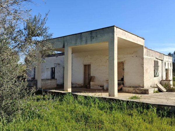 casa indipendente in vendita a Manduria